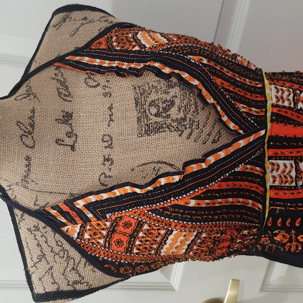 Women's Beaded V-neck Halter Print Dress | M - Picture 2 of 11